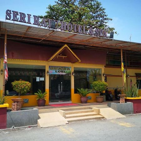 بورت ديكسون Seri Ratu Hotel & Spa المظهر الخارجي الصورة