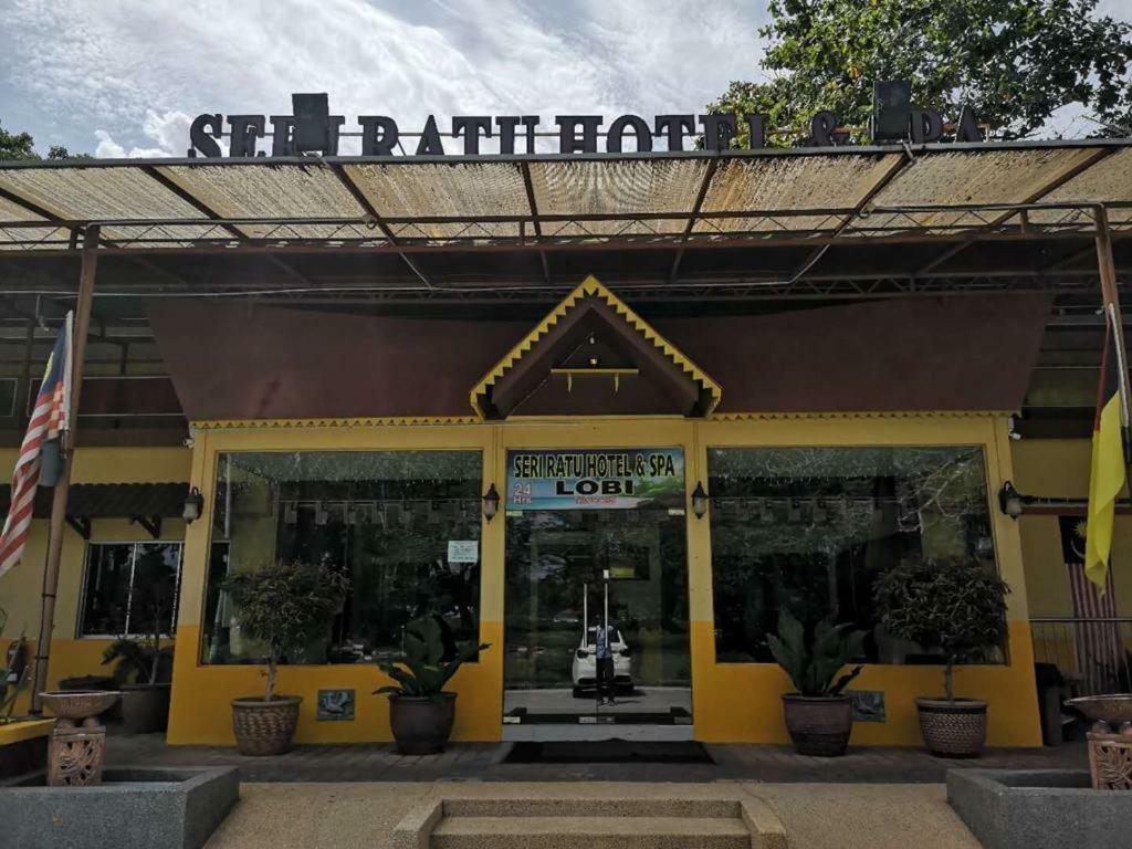 بورت ديكسون Seri Ratu Hotel & Spa المظهر الخارجي الصورة