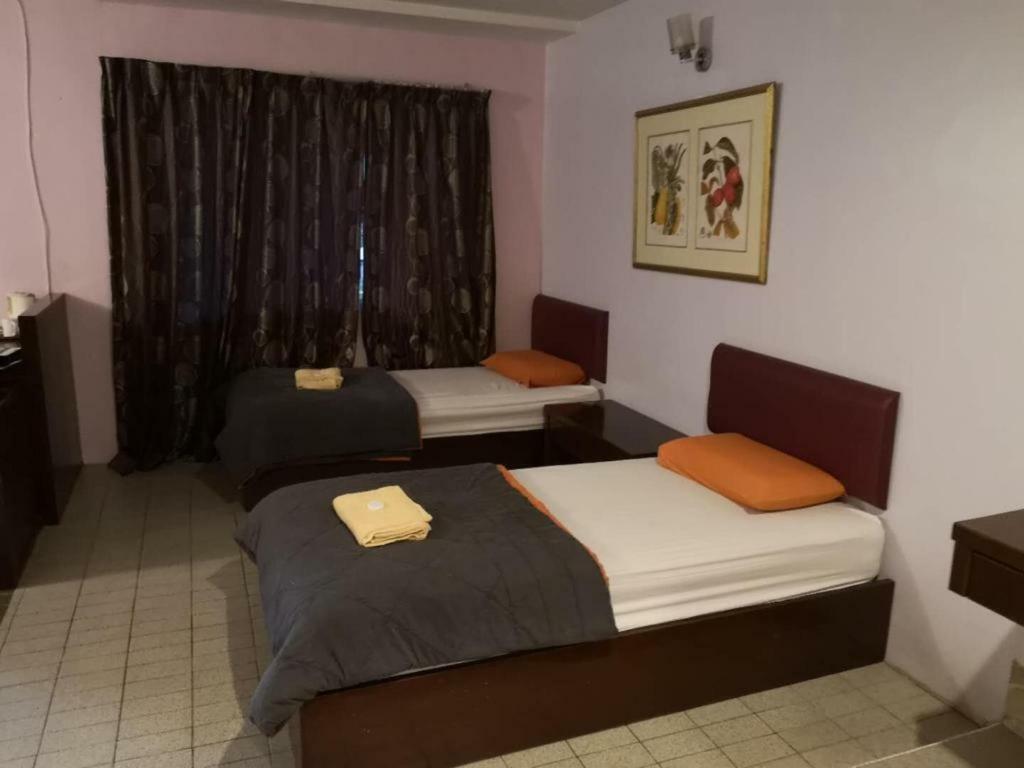 بورت ديكسون Seri Ratu Hotel & Spa المظهر الخارجي الصورة