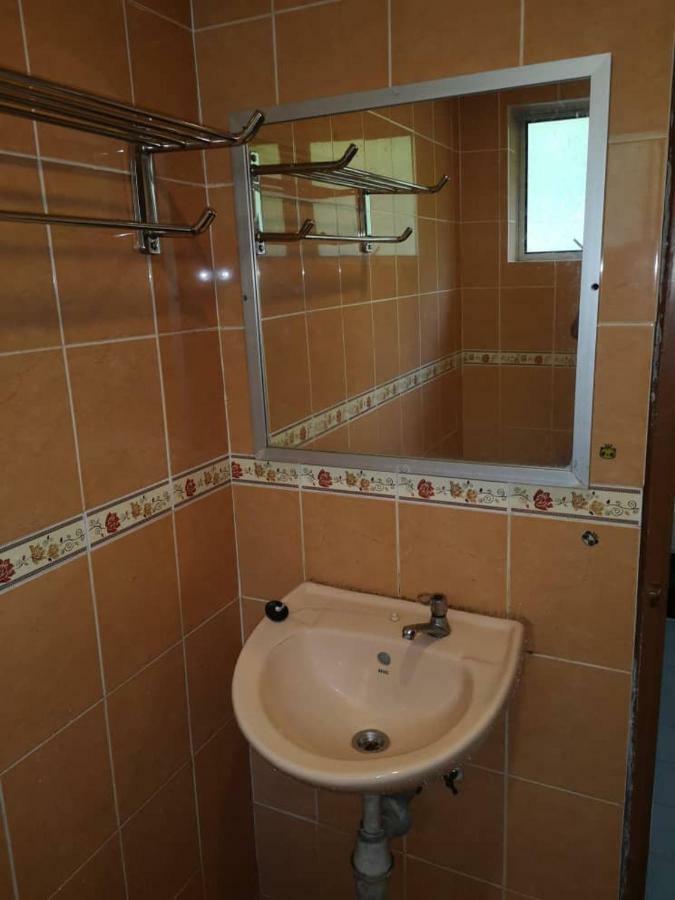 بورت ديكسون Seri Ratu Hotel & Spa المظهر الخارجي الصورة